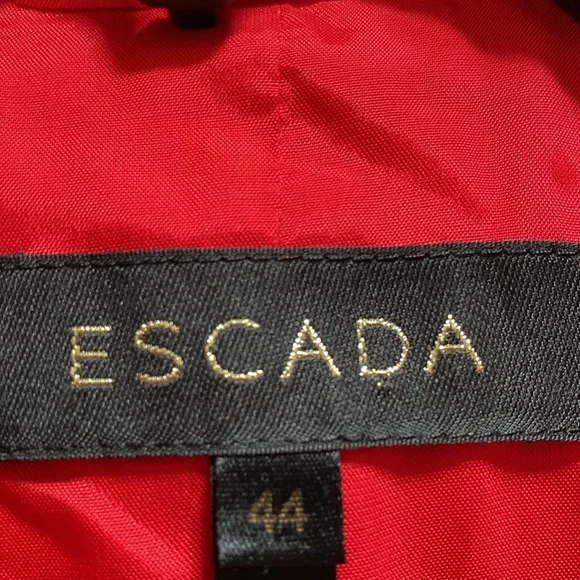 Escada Cotton Stretch Gorgeous Red Logo Button Lined Jacket